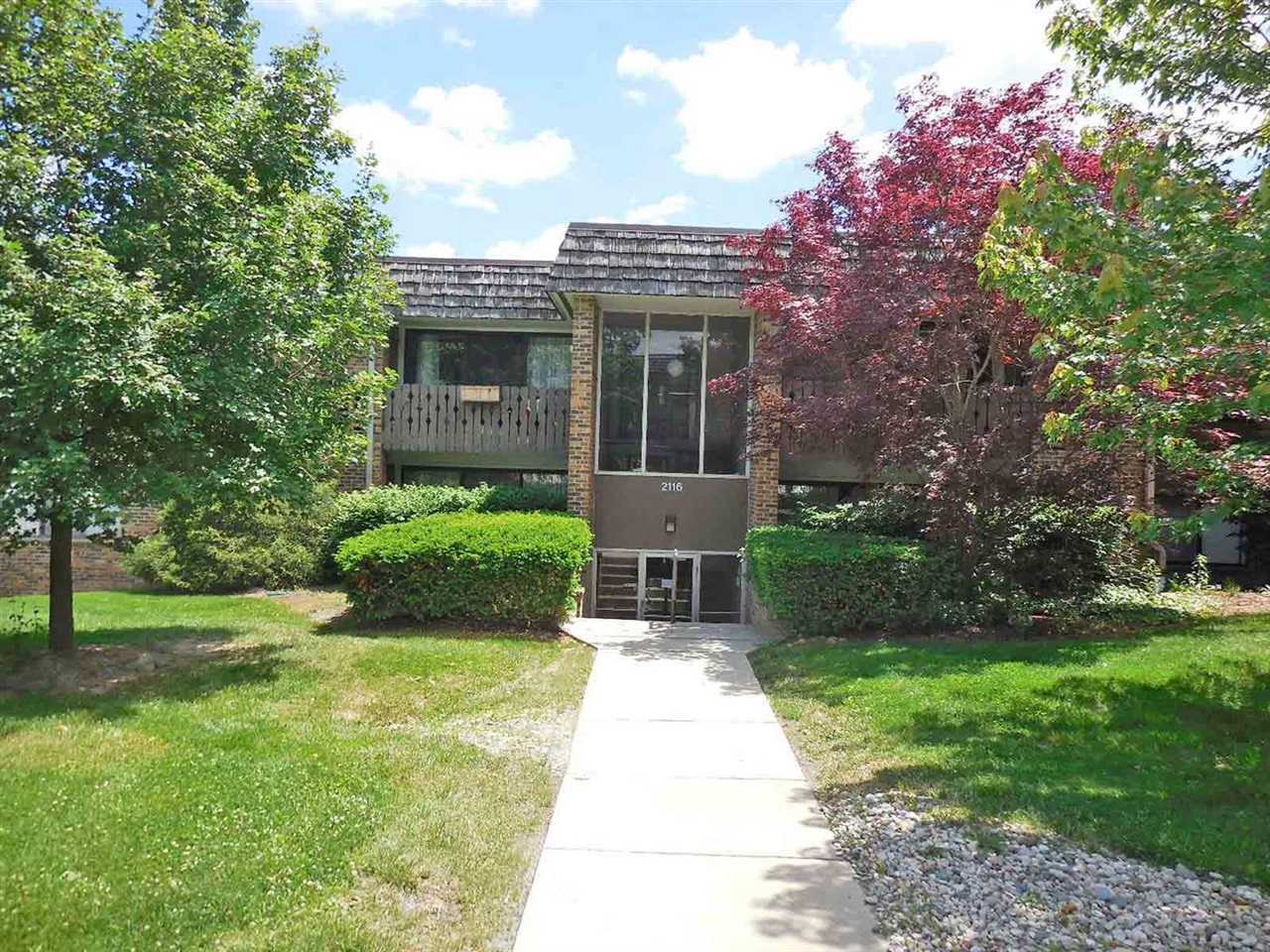 2116 Pauline Boulevard Property Photo 1