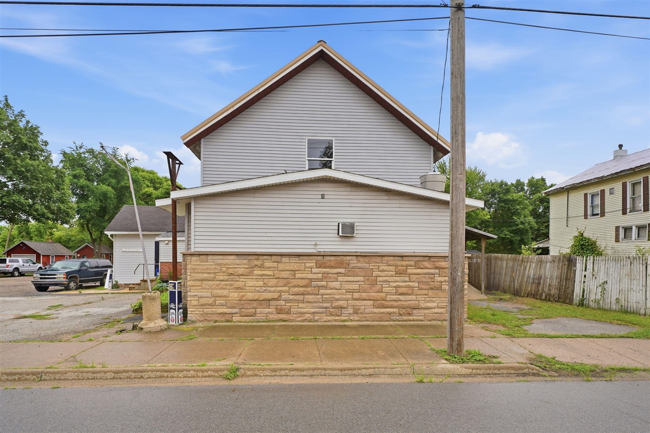31011 M 60 Property Photo 1