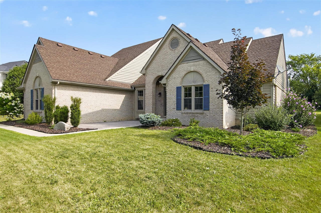 6961 Suncrest Drive Property Photo 4