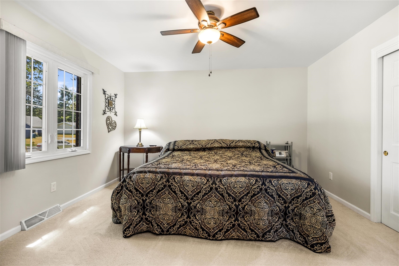 408 S Moorland Drive Property Photo 10