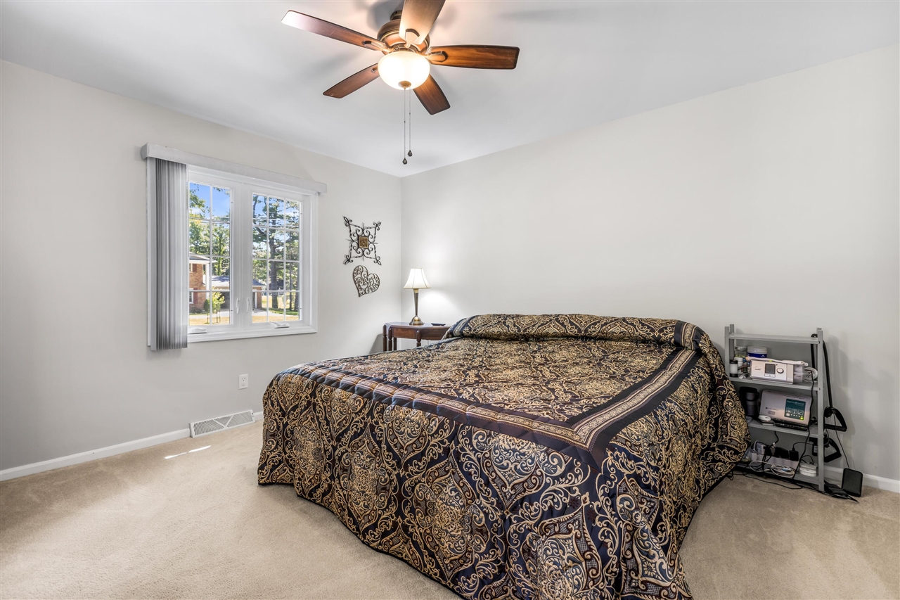 408 S Moorland Drive Property Photo 11
