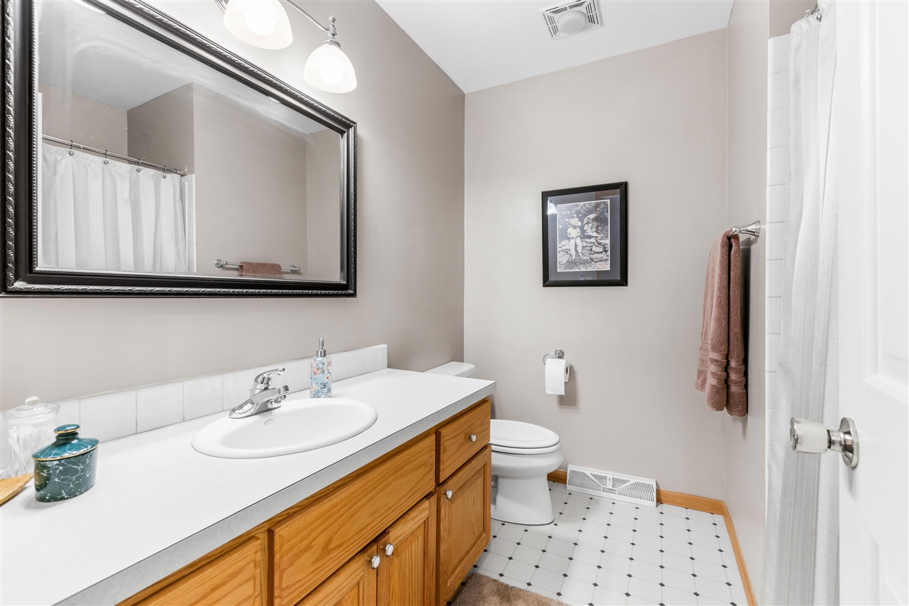 408 S Moorland Drive Property Photo 17