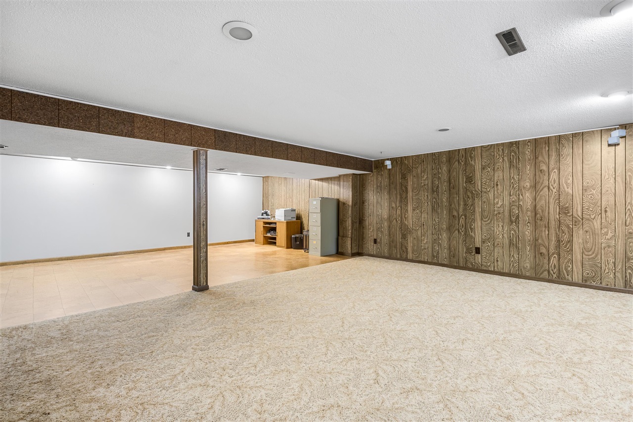 408 S Moorland Drive Property Photo 19