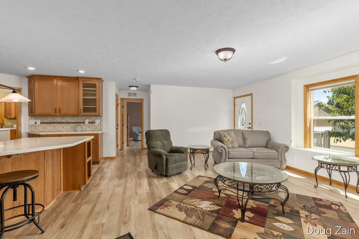 13611 Snapdragon Lane Property Photo 6