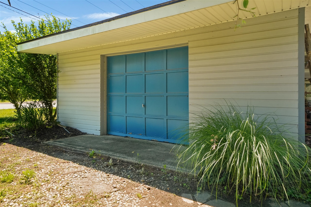 12274 Red Arrow Highway Property Photo 29