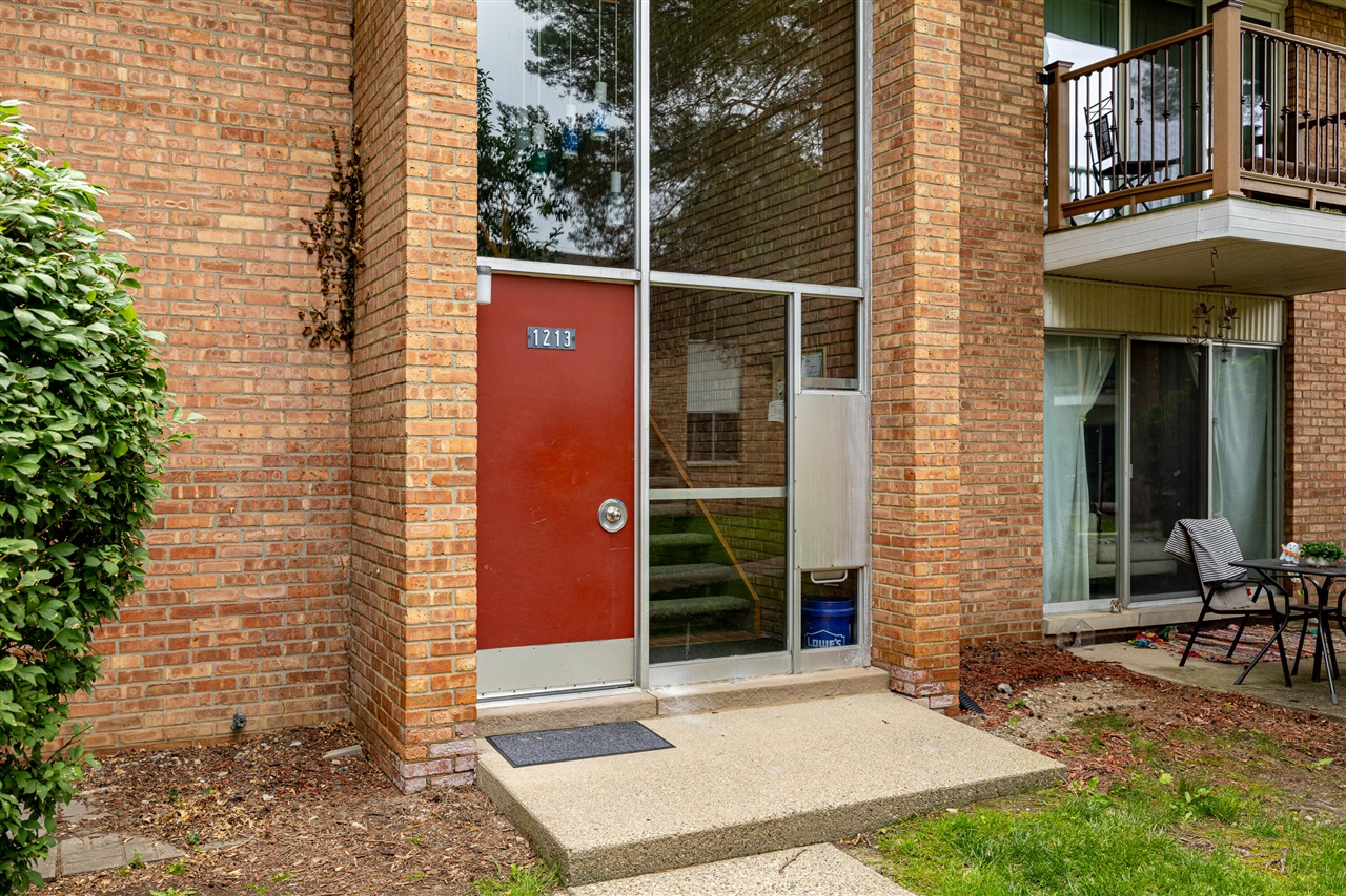 1213 Island Drive Property Photo 3
