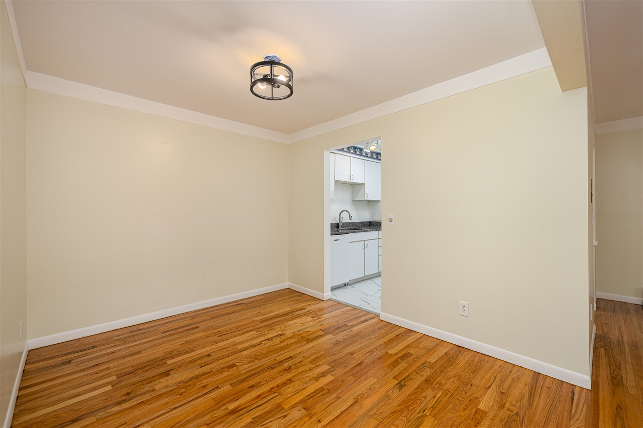 1213 Island Drive Property Photo 8