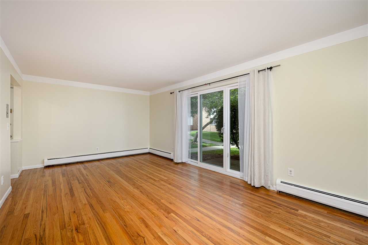 1213 Island Drive Property Photo 9