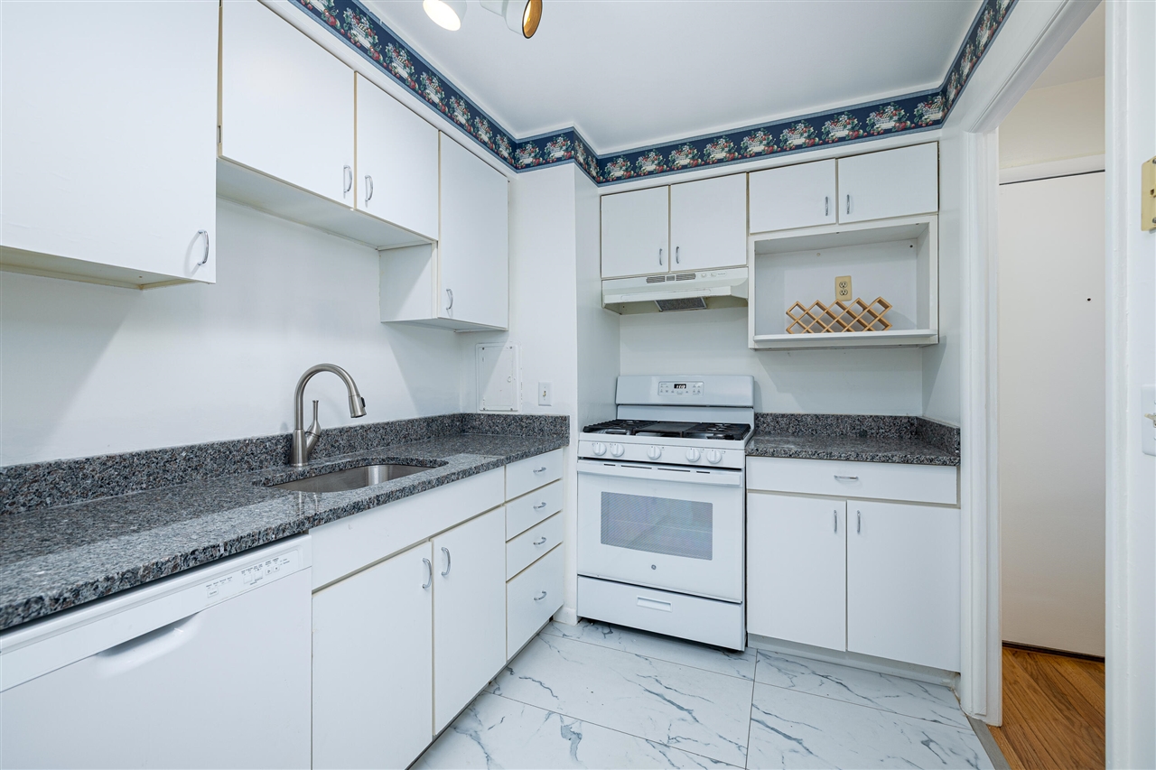1213 Island Drive Property Photo 15
