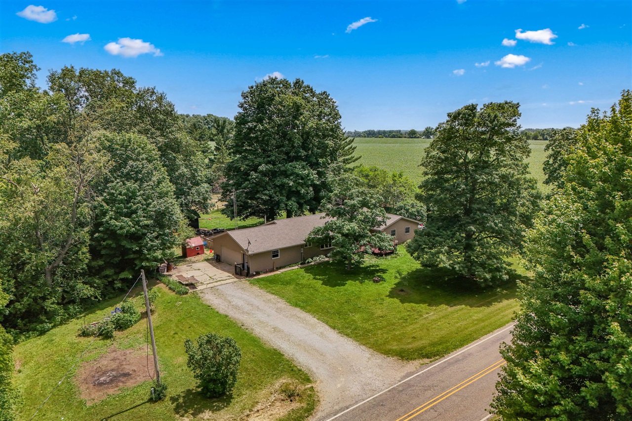 7051 Long Lake Road Property Photo 1