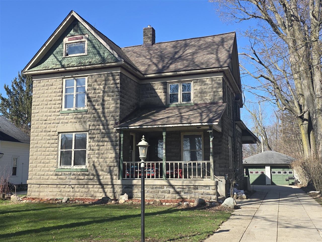 622 Maple Street Property Photo 1