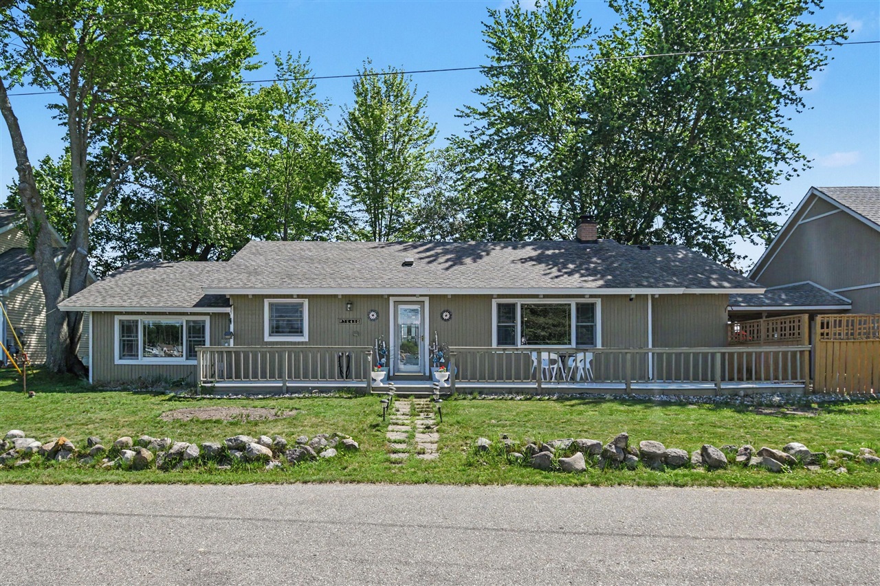 7848 Bay Meadow Property Photo 10