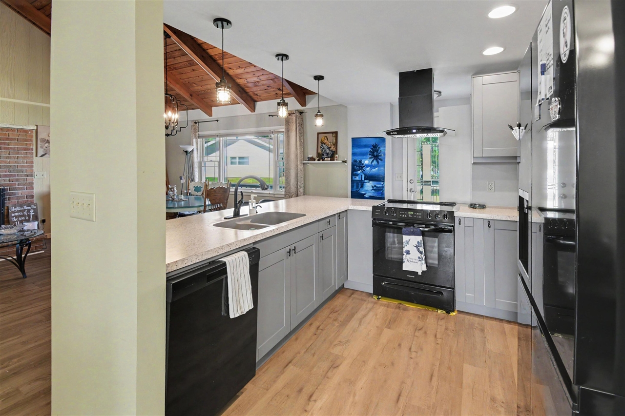 7848 Bay Meadow Property Photo 30