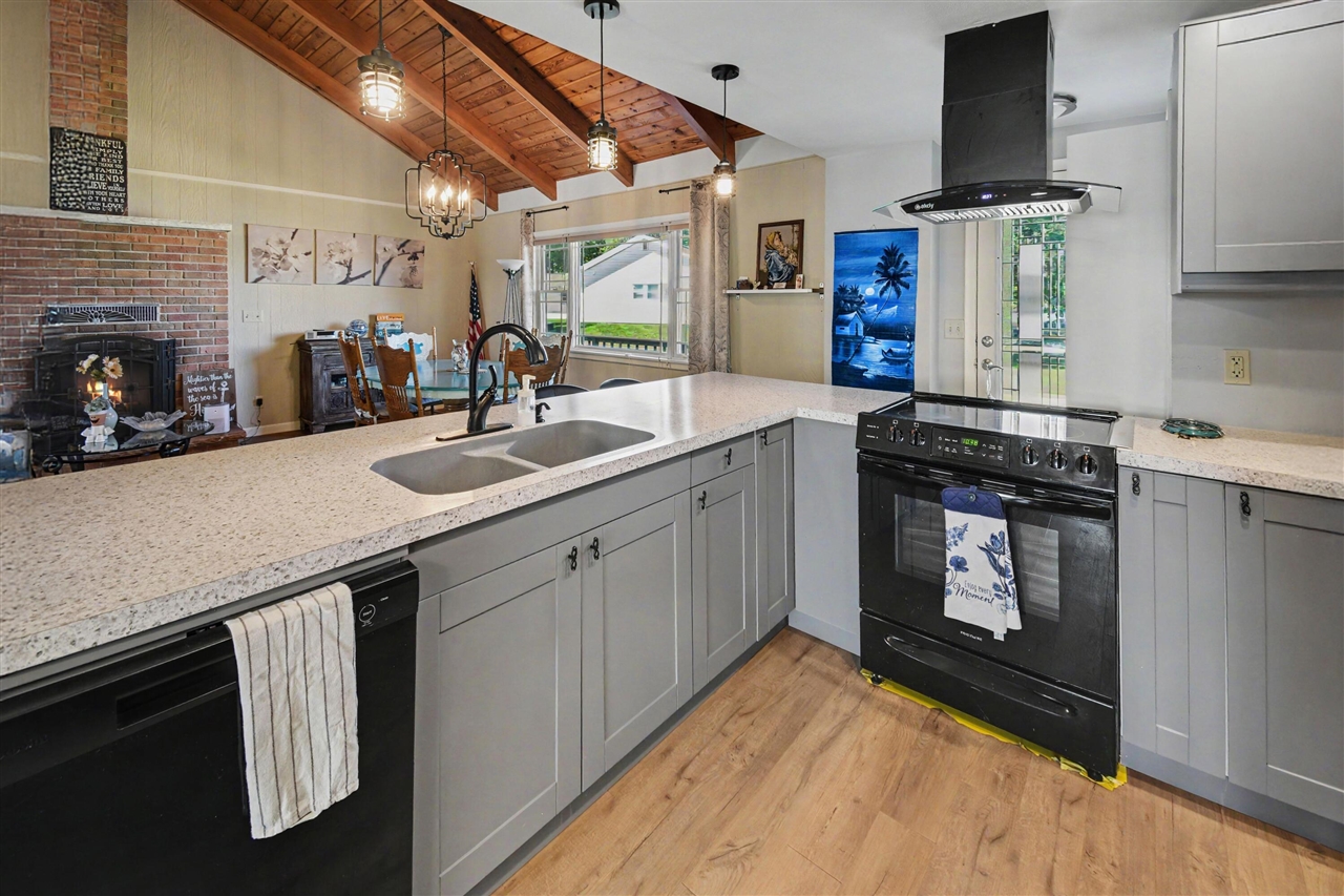 7848 Bay Meadow Property Photo 31