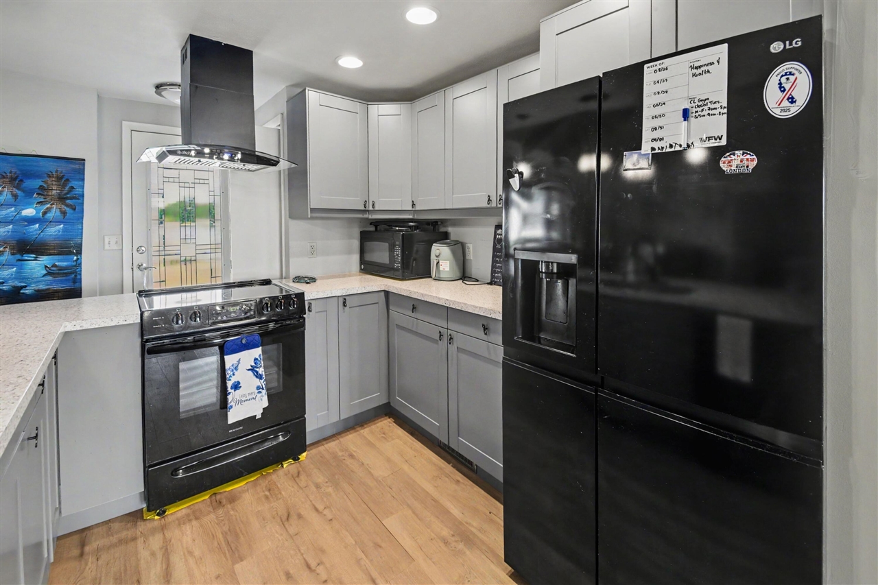 7848 Bay Meadow Property Photo 32
