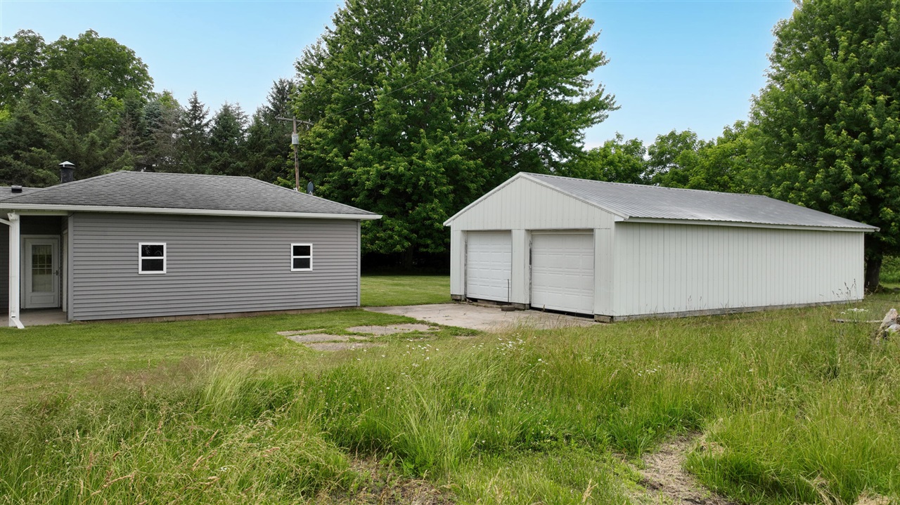 18788 Dice Road Property Photo 28