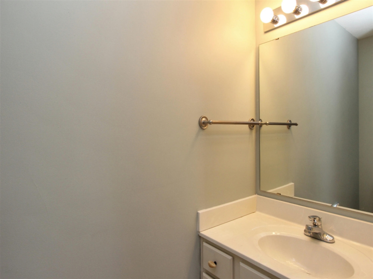 5978 E Lyn Haven Drive Property Photo 4