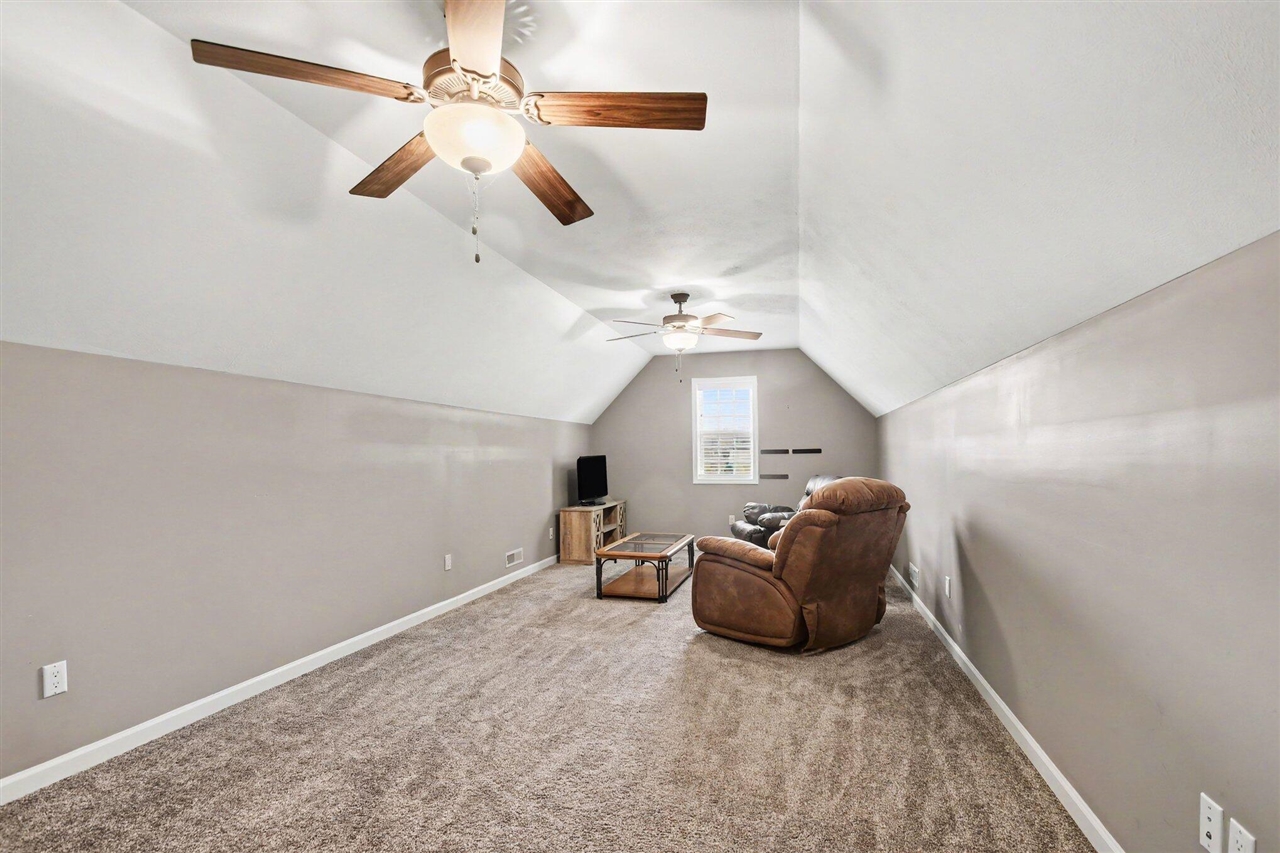 3181 Chamberlain Road Property Photo 21