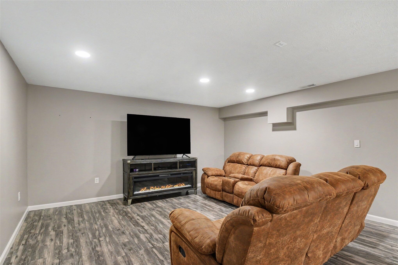 3181 Chamberlain Road Property Photo 25
