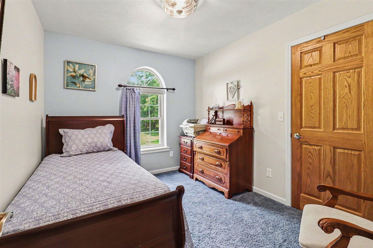 7245 River Road Property Photo 13