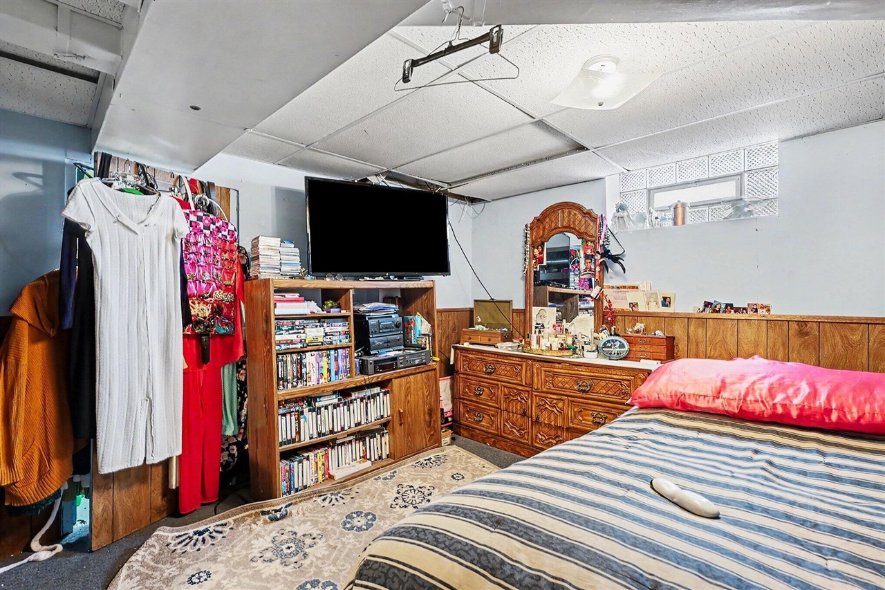 1202 Alexander Street Property Photo 15