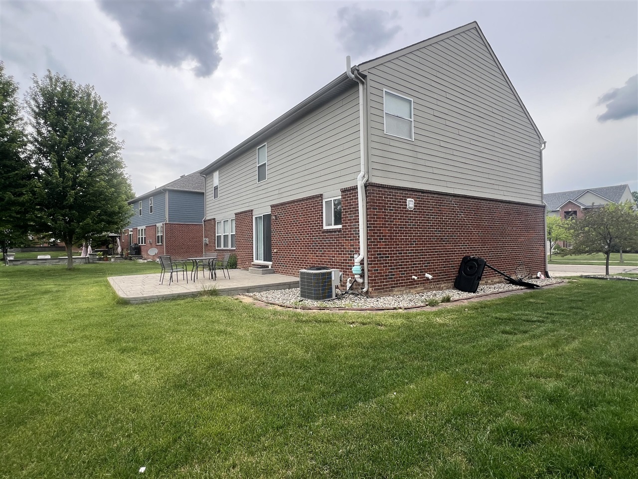 24668 Thatcher Drive Property Photo 4
