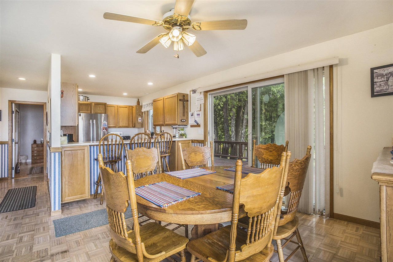 1445 Us-2 Property Photo 14