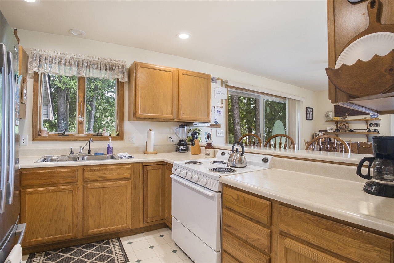 1445 Us-2 Property Photo 15