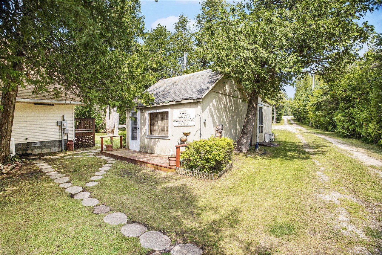 1445 Us-2 Property Photo 47