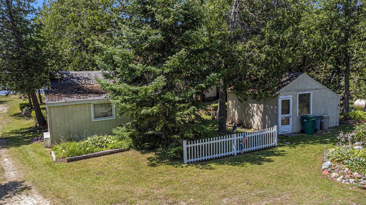 1445 Us-2 Property Photo 57