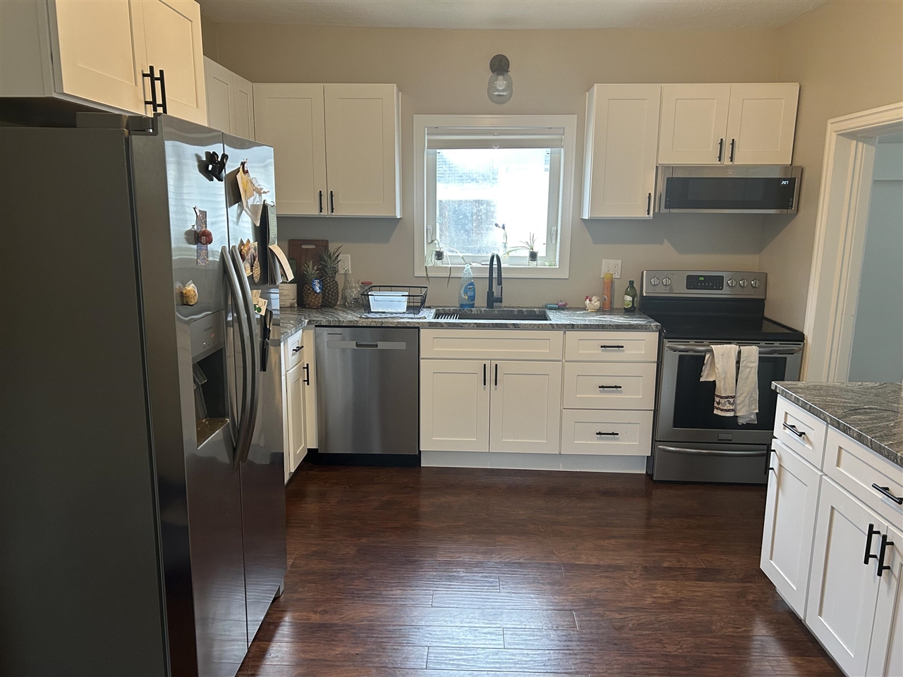 45 E 18th Street Property Photo 12