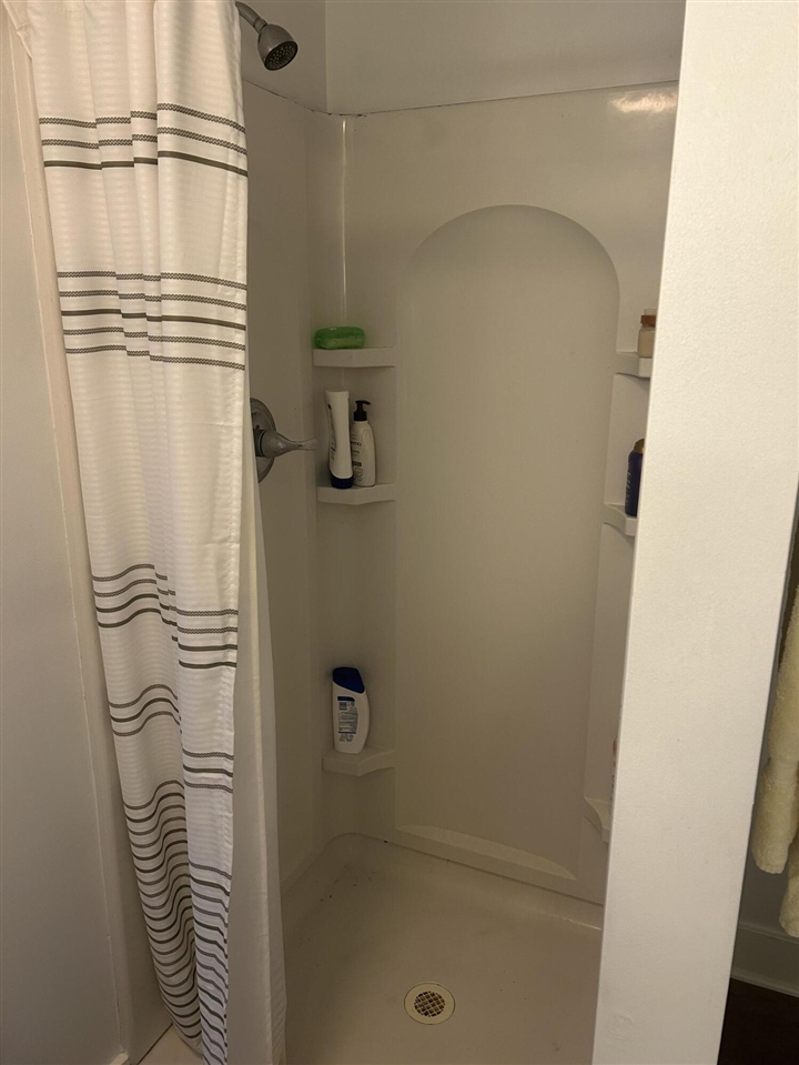45 E 18th Street Property Photo 22