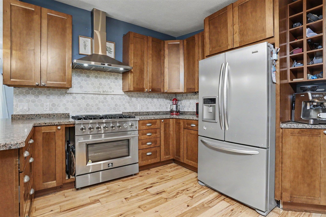 67526 Thunderbird Drive Property Photo 5