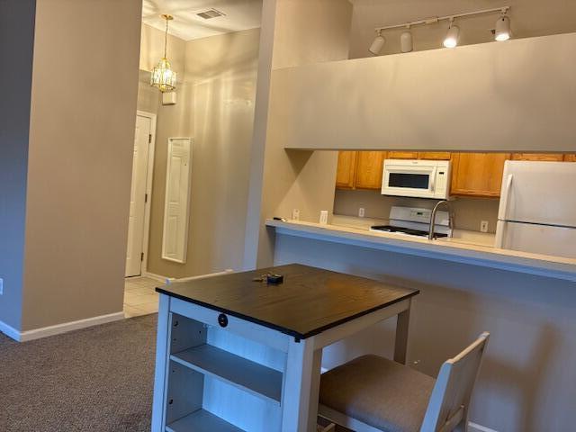 2692 S Knightsbridge Circle Property Photo 7