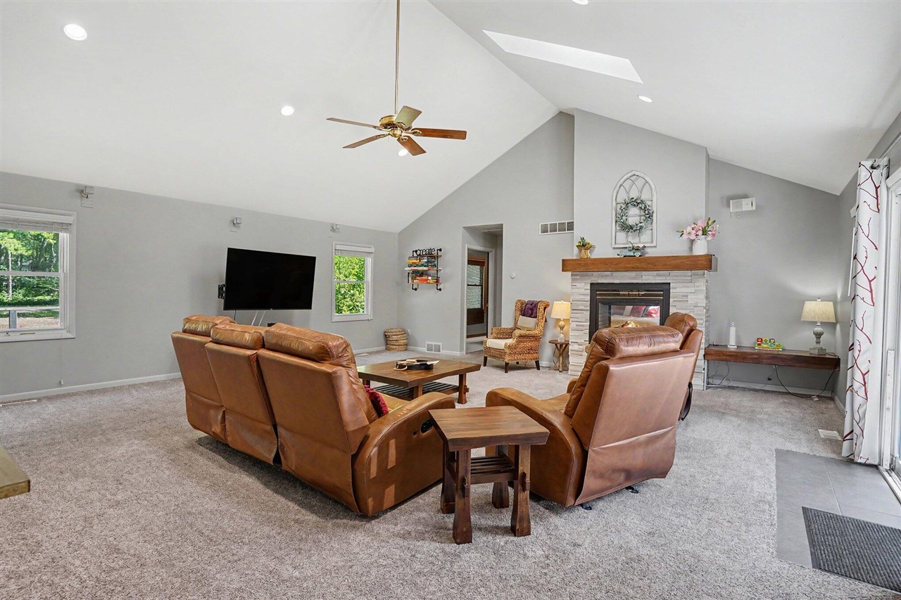 16962 Ransom Street Property Photo 4