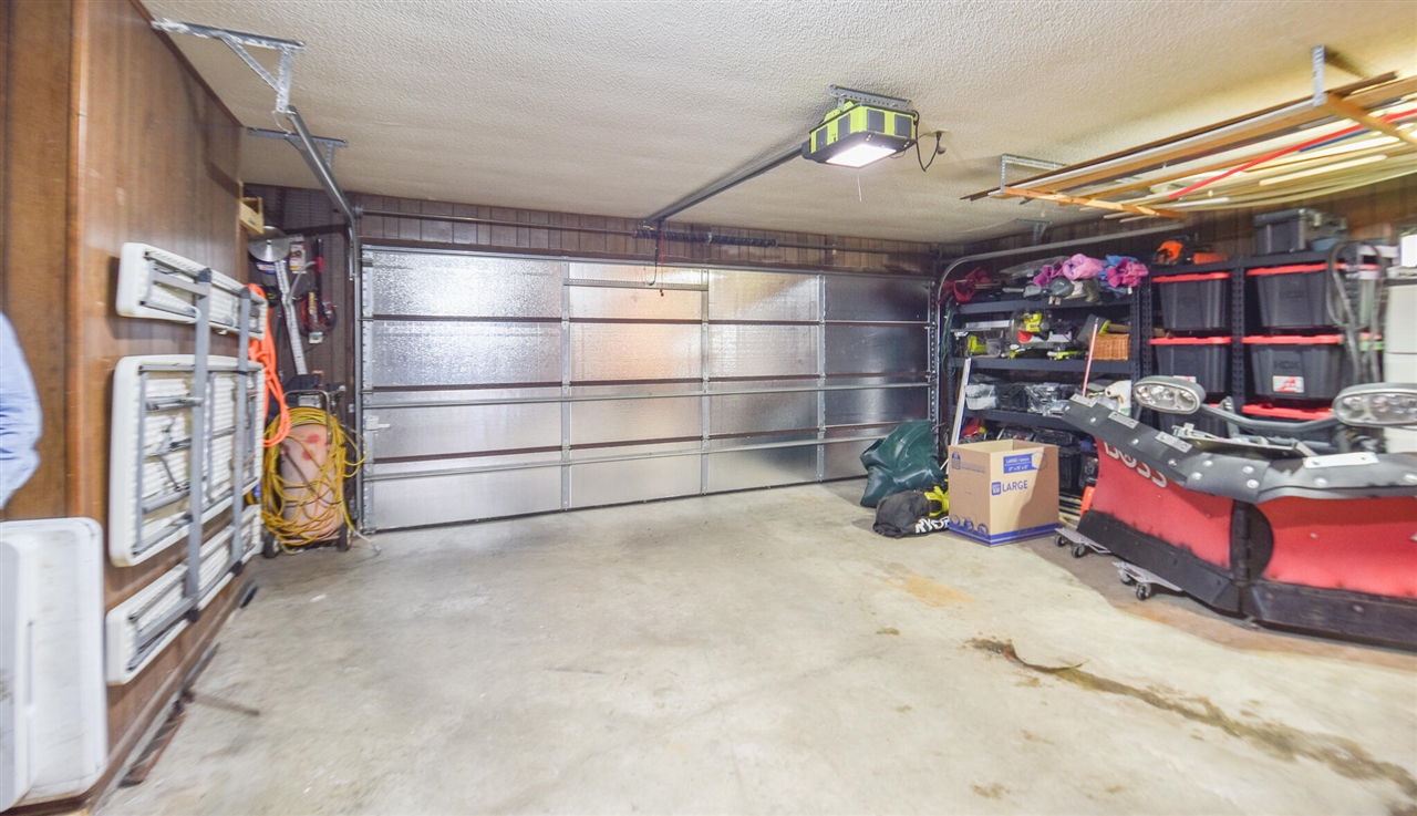 17 Linda Lane Property Photo 45