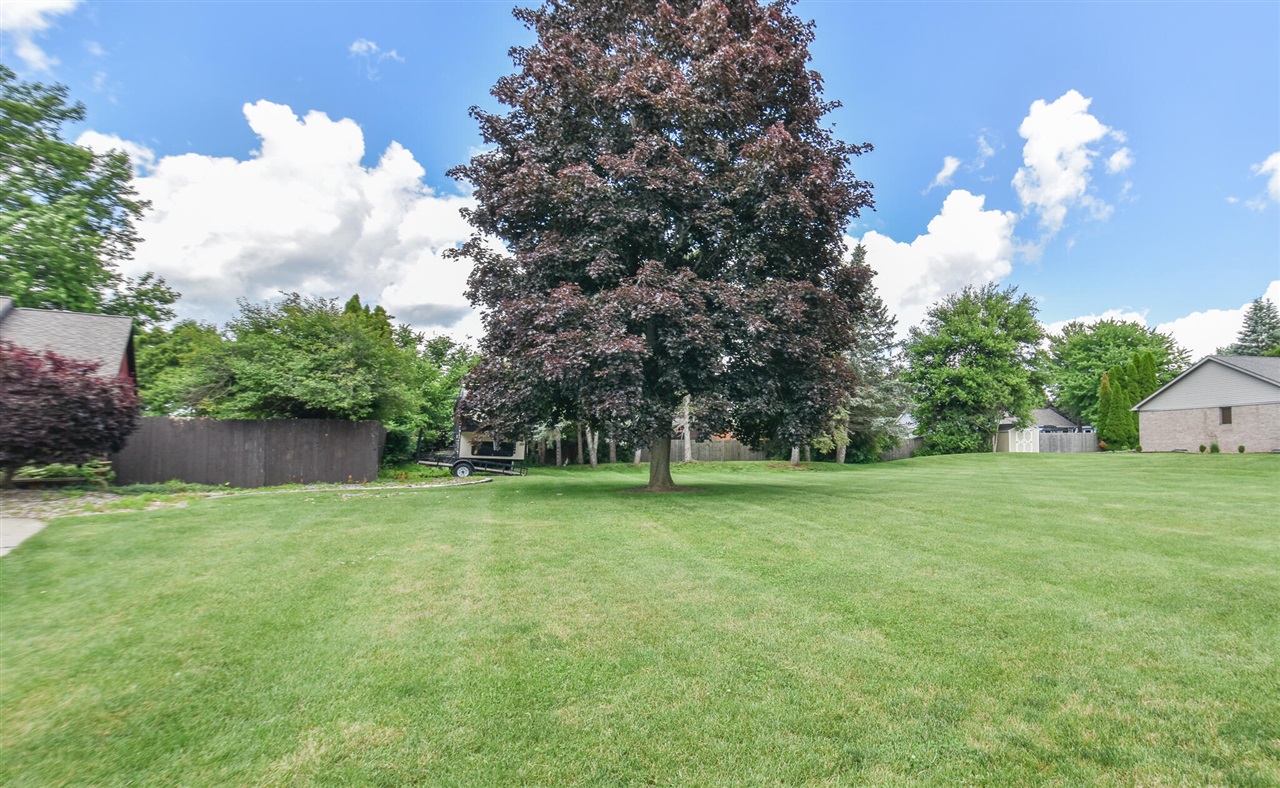 17 Linda Lane Property Photo 47