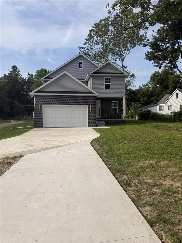 35655 Joy Road Property Photo 5