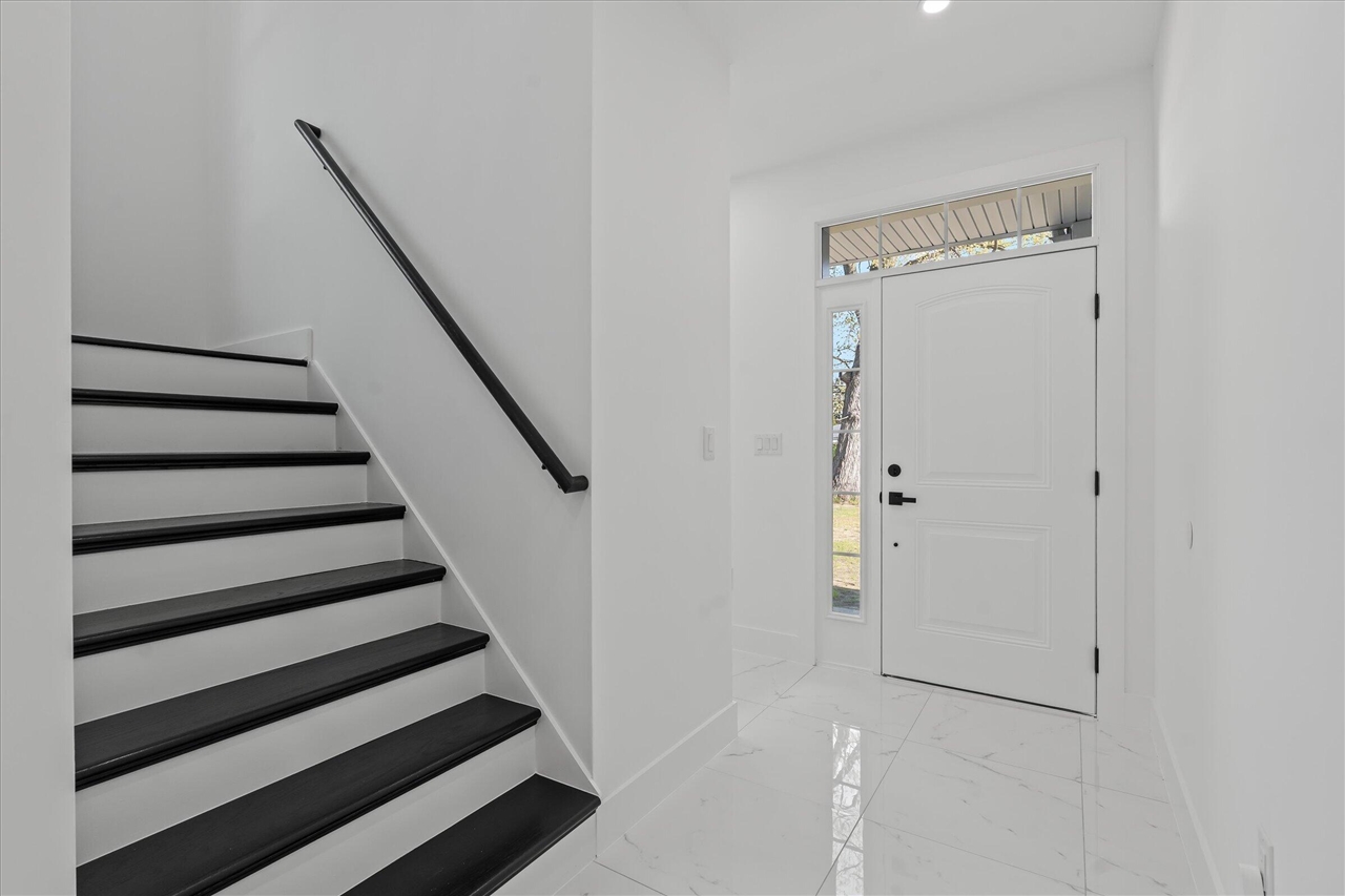 35655 Joy Road Property Photo 9