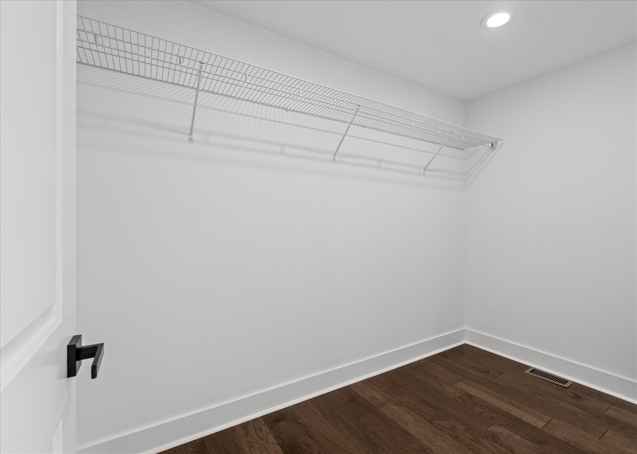 35655 Joy Road Property Photo 24
