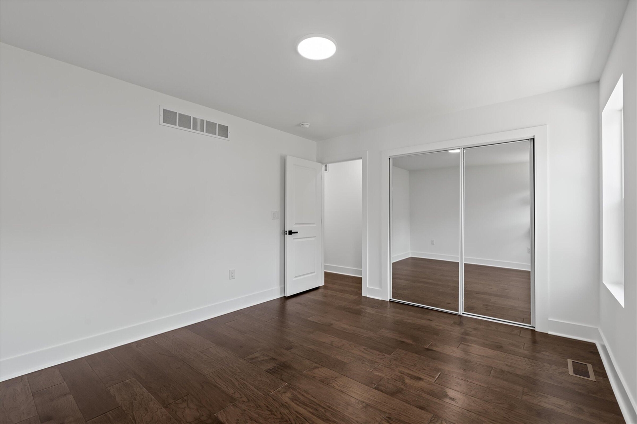 35655 Joy Road Property Photo 28