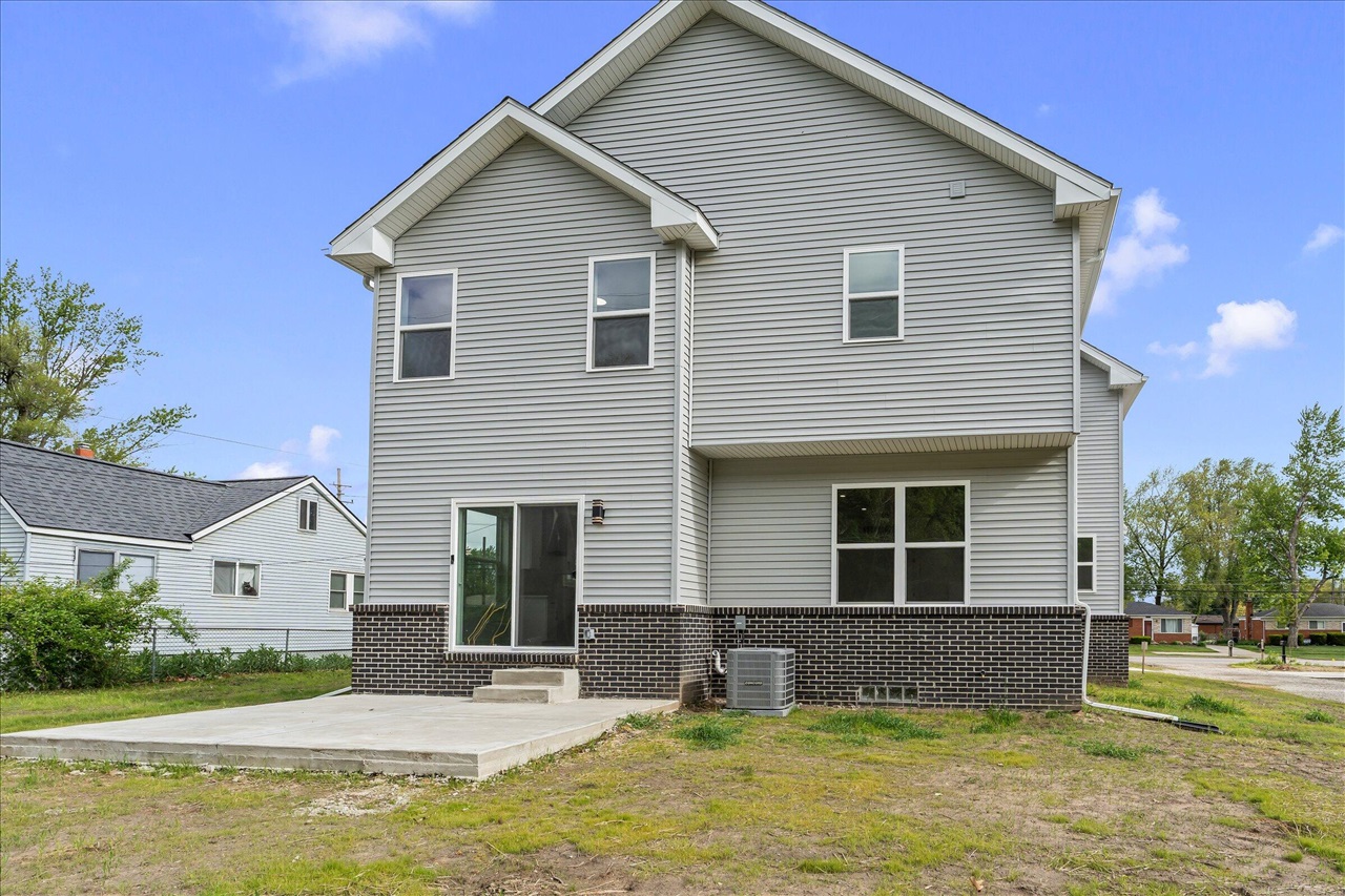 35655 Joy Road Property Photo 40