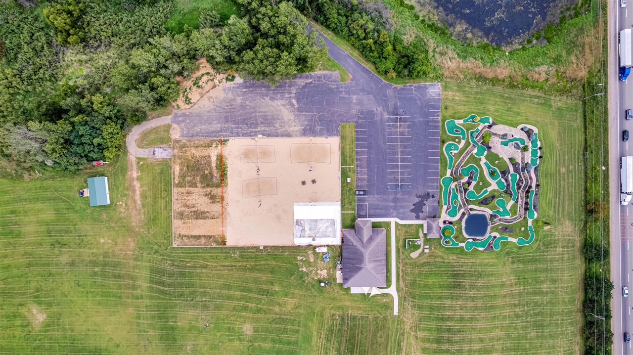 3600 Wayland Drive Property Photo 3