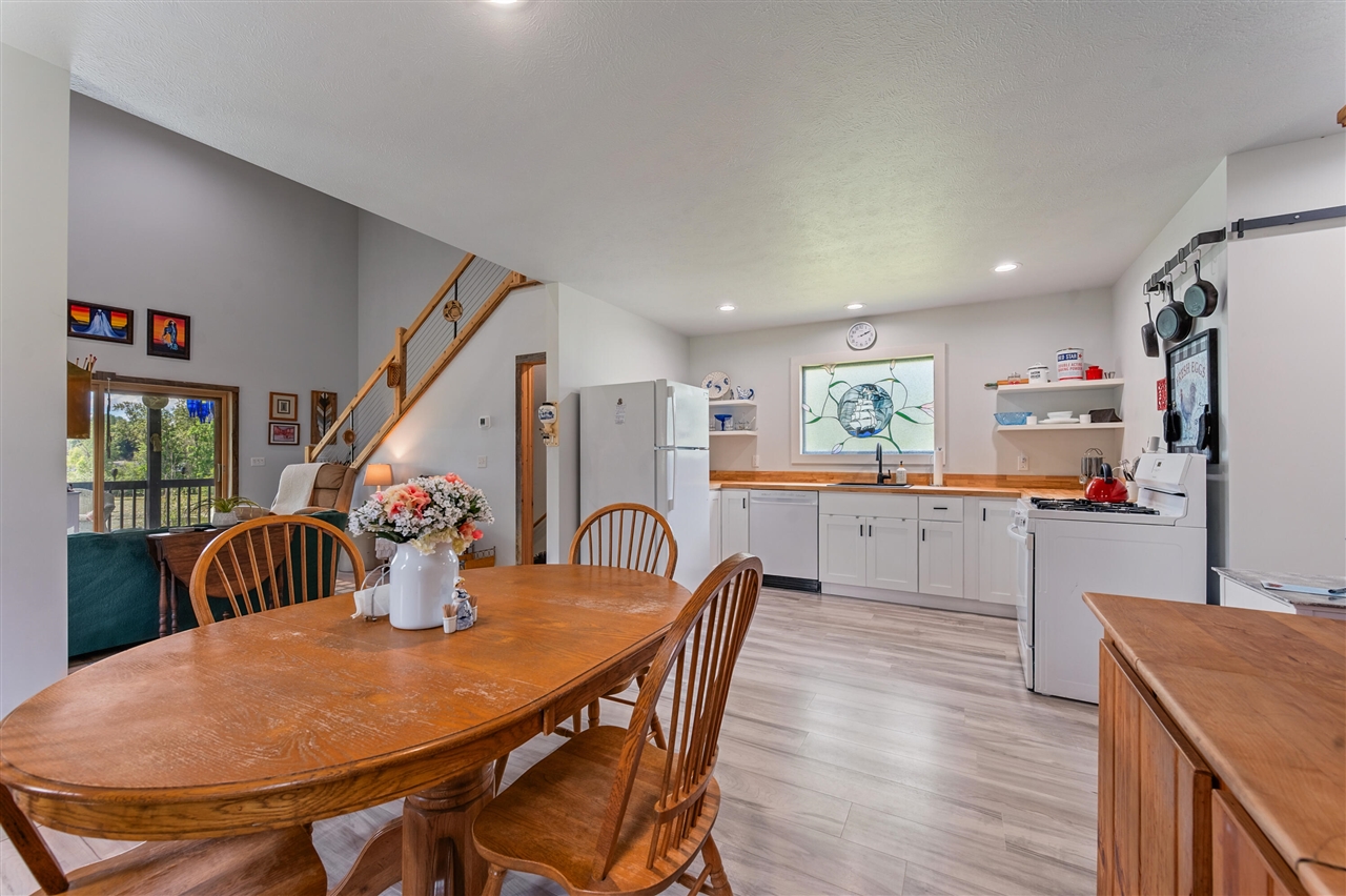 8391 Lake Lure Drive Property Photo 10