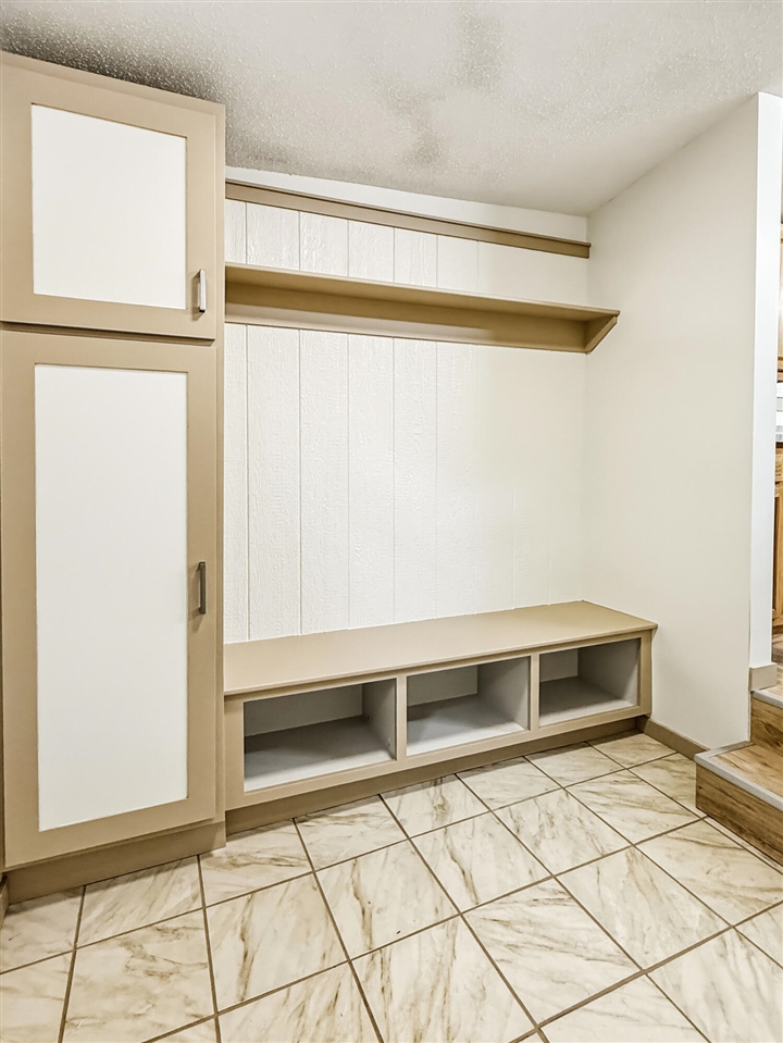 21 E Willard Avenue Property Photo 4