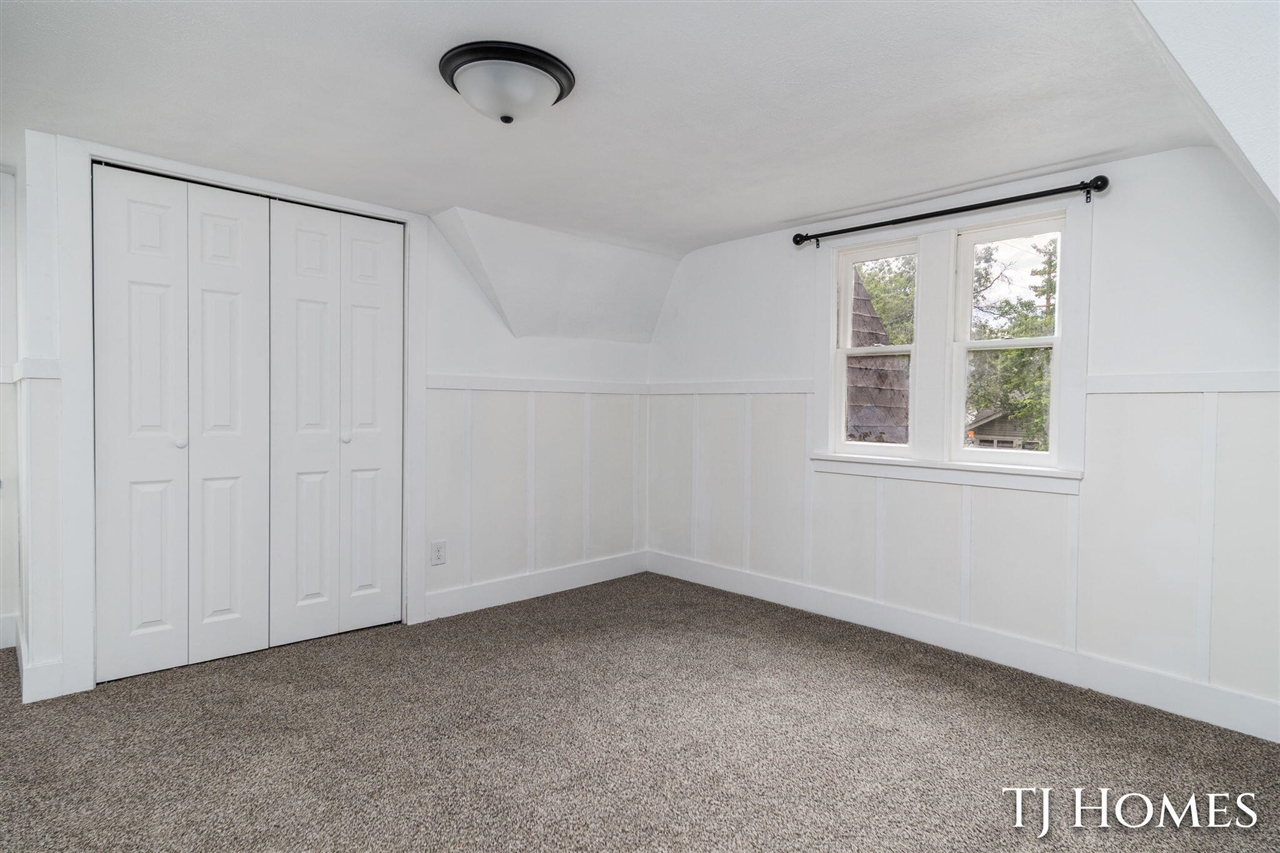 1031 Ada Avenue Property Photo 22