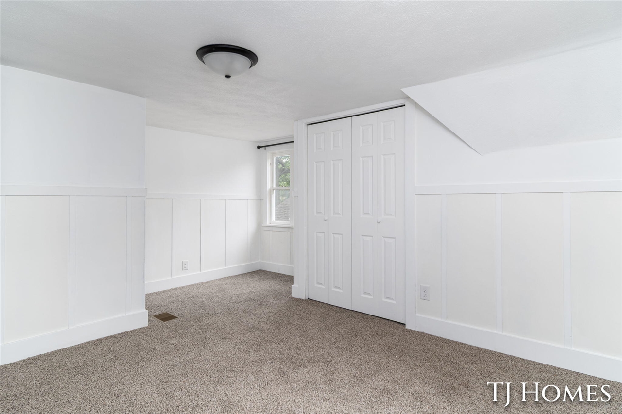 1031 Ada Avenue Property Photo 23