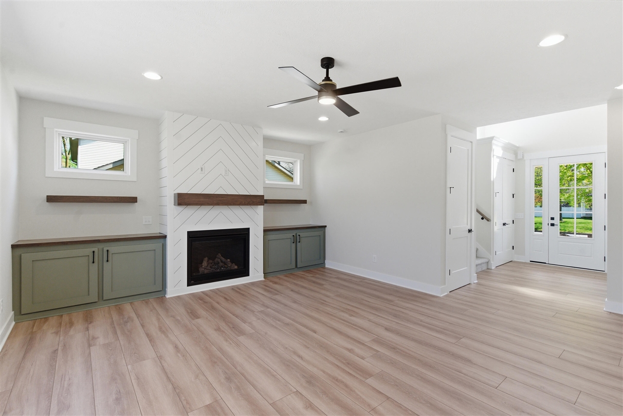 9933 Honey Creek Trail Property Photo 10
