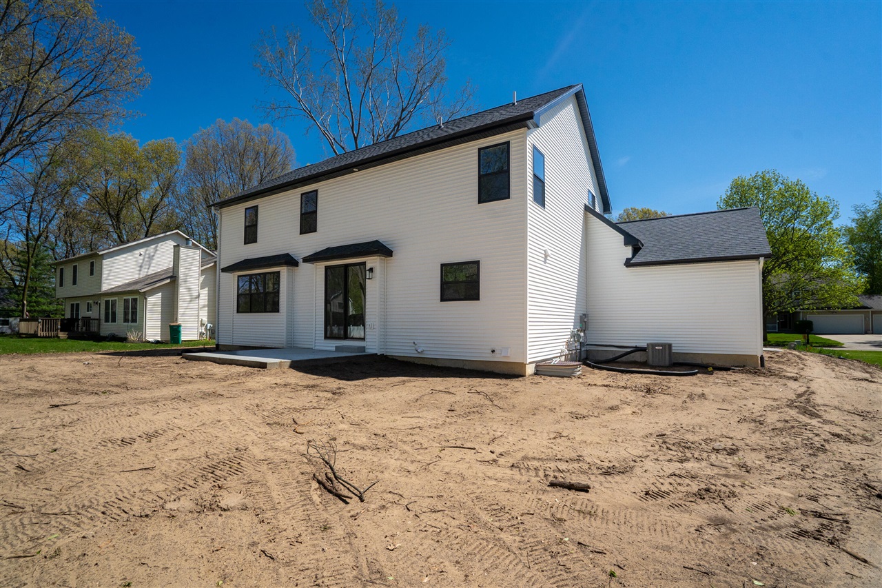 9933 Honey Creek Trail Property Photo 42