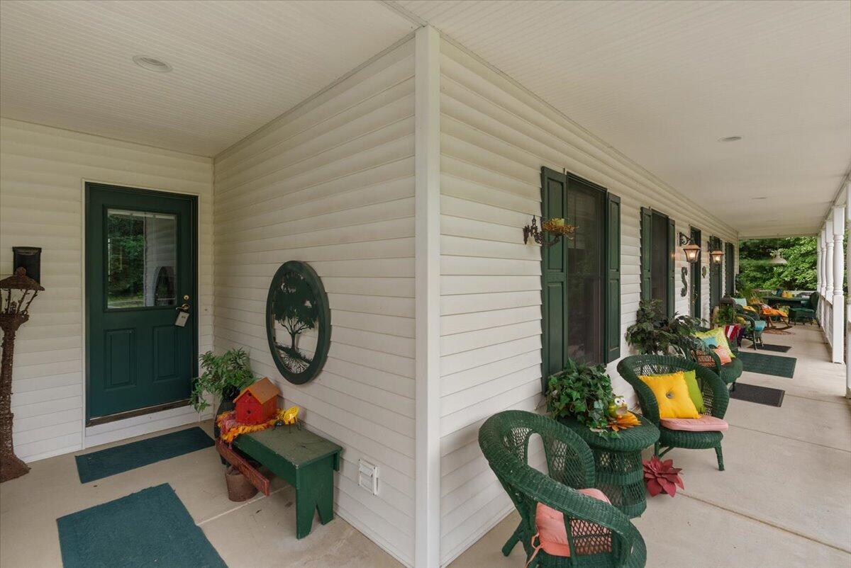 8236 Alpine Avenue Property Photo 9